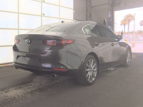 Used 2019 MAZDA MAZDA3 Sedan w/ Premium Package FWD image 6