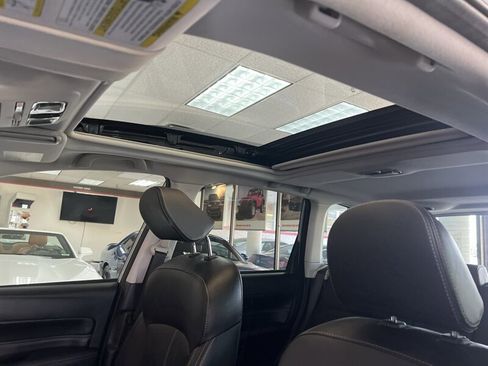 Used 2018 Subaru Forester 2.5i Touring w/ Popular Package #2 image 16