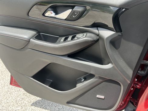 Used 2023 Chevrolet Traverse RS w/ LPO, Floor Liner Package AWD/4WD image 11
