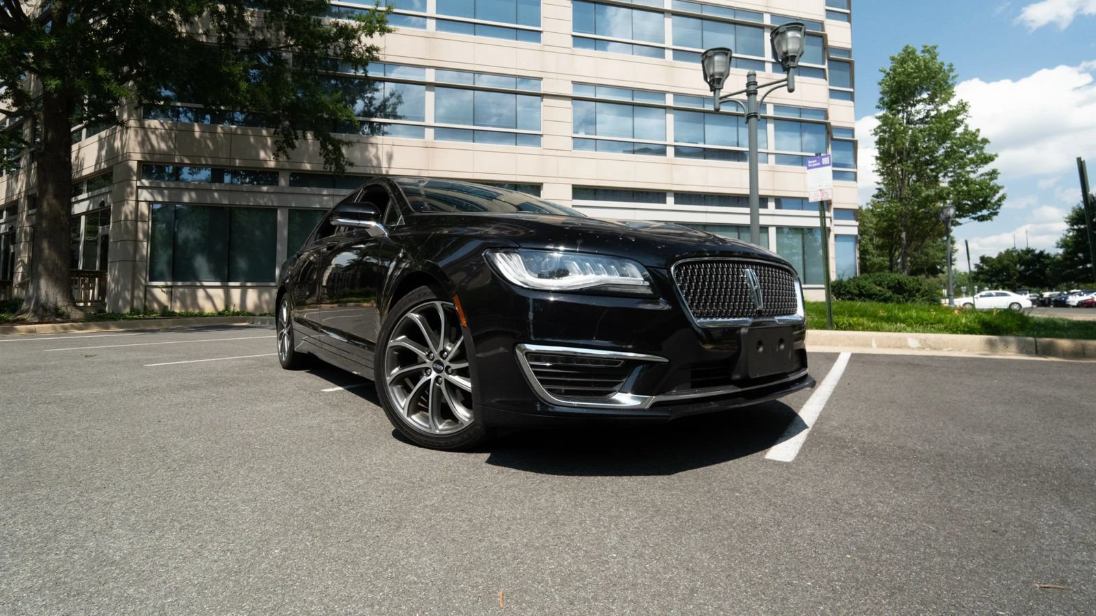 Used 2019 Lincoln MKZ Reserve w/ Reserve Plus Package AWD/4WD image 1