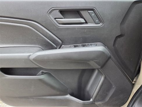 Used 2023 Chevrolet Colorado W/T image 27