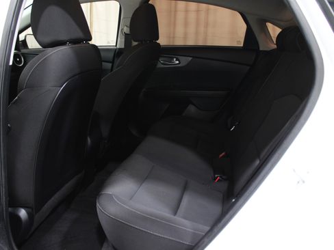 Used 2019 Kia Forte LXS image 24