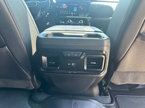 Used 2024 GMC Sierra 2500 AT4 w/ AT4 Premium Plus Package AWD/4WD image 24