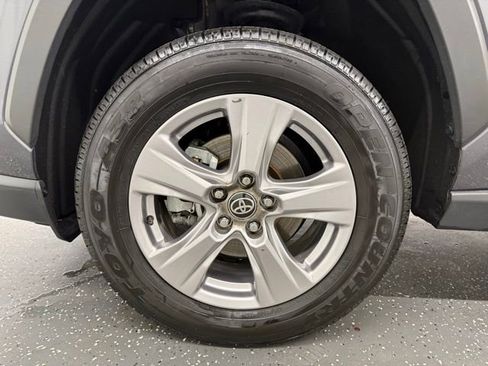 Certified 2023 Toyota RAV4 XLE AWD/4WD image 19