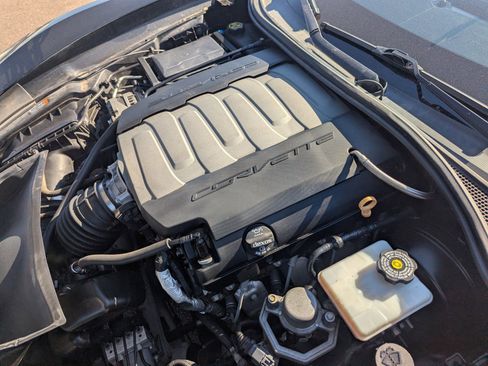 Certified 2017 Chevrolet Corvette Stingray Coupe w/ 1LT image 31