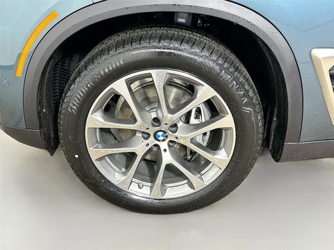 New 2026 BMW X5 xDrive40i w/ Climate Comfort Package image 33
