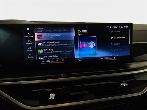 Certified 2023 BMW X7 xDrive40i w/ Executive Package image 22