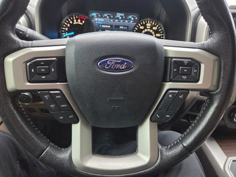 Used 2016 Ford F150 Lariat w/ Equipment Group 501A Mid AWD/4WD image 20