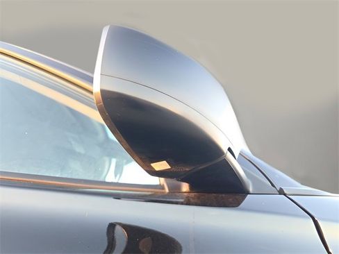 Used 2024 Nissan Kicks S image 16