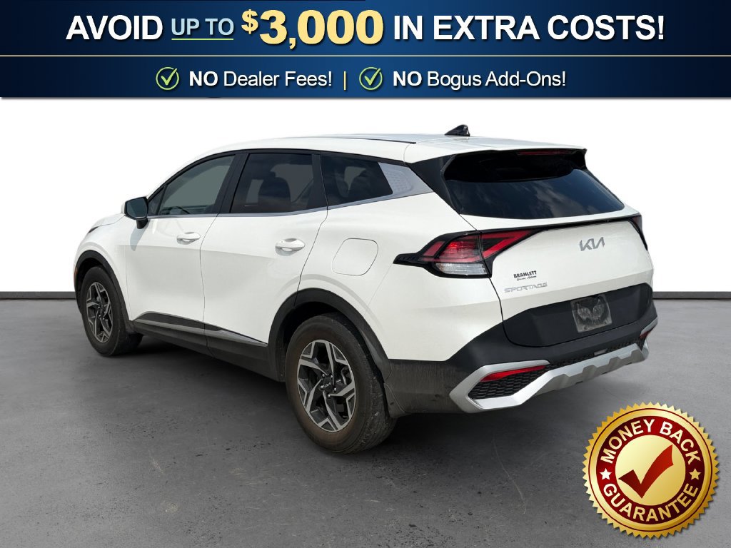 Used 2023 Kia Sportage LX FWD image 4