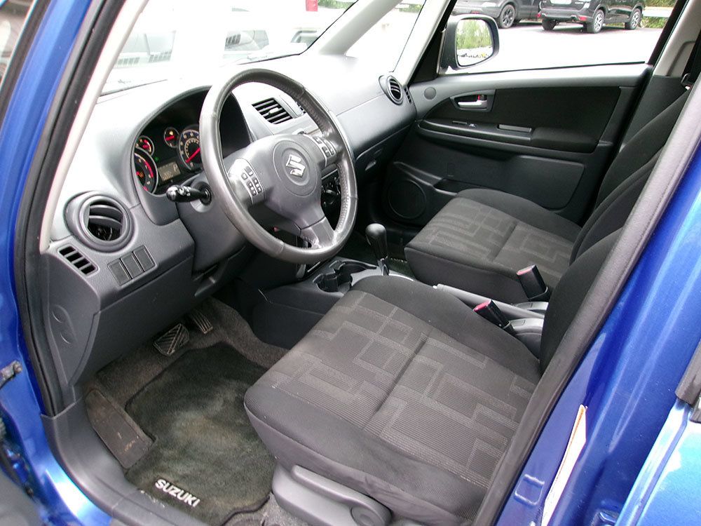 Used 2012 Suzuki SX4 AWD Hatchback image 12