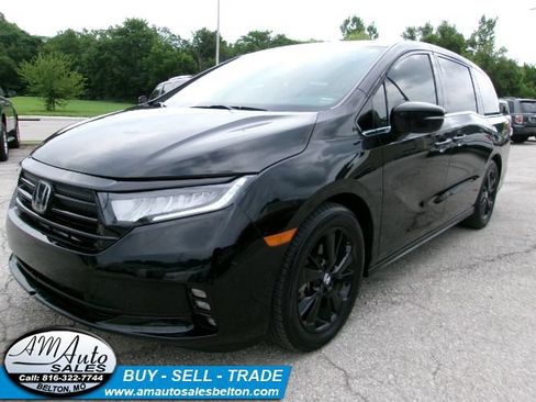 Used 2023 Honda Odyssey Sport image 1