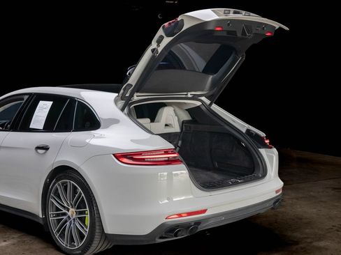 Used 2018 Porsche Panamera Turbo S w/ Assistance Package AWD/4WD image 17