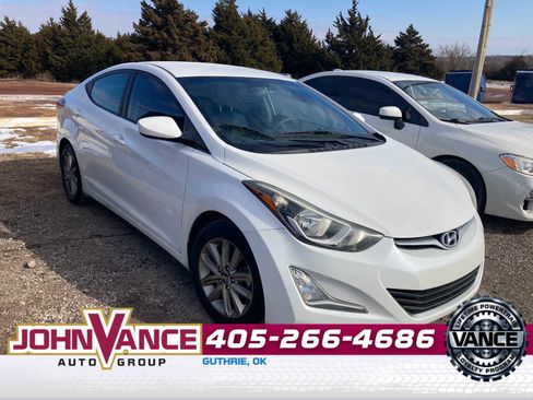 Used 2016 Hyundai Elantra SE w/ Option Group 02 image 9