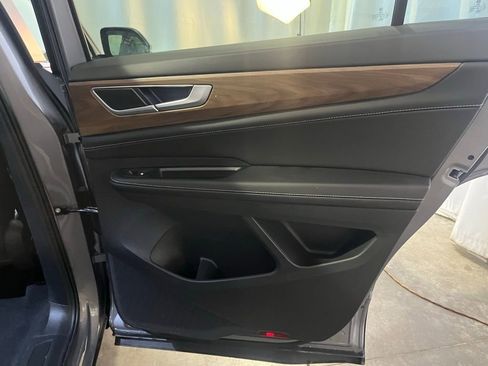 Certified 2026 Volkswagen Atlas SE AWD/4WD image 25