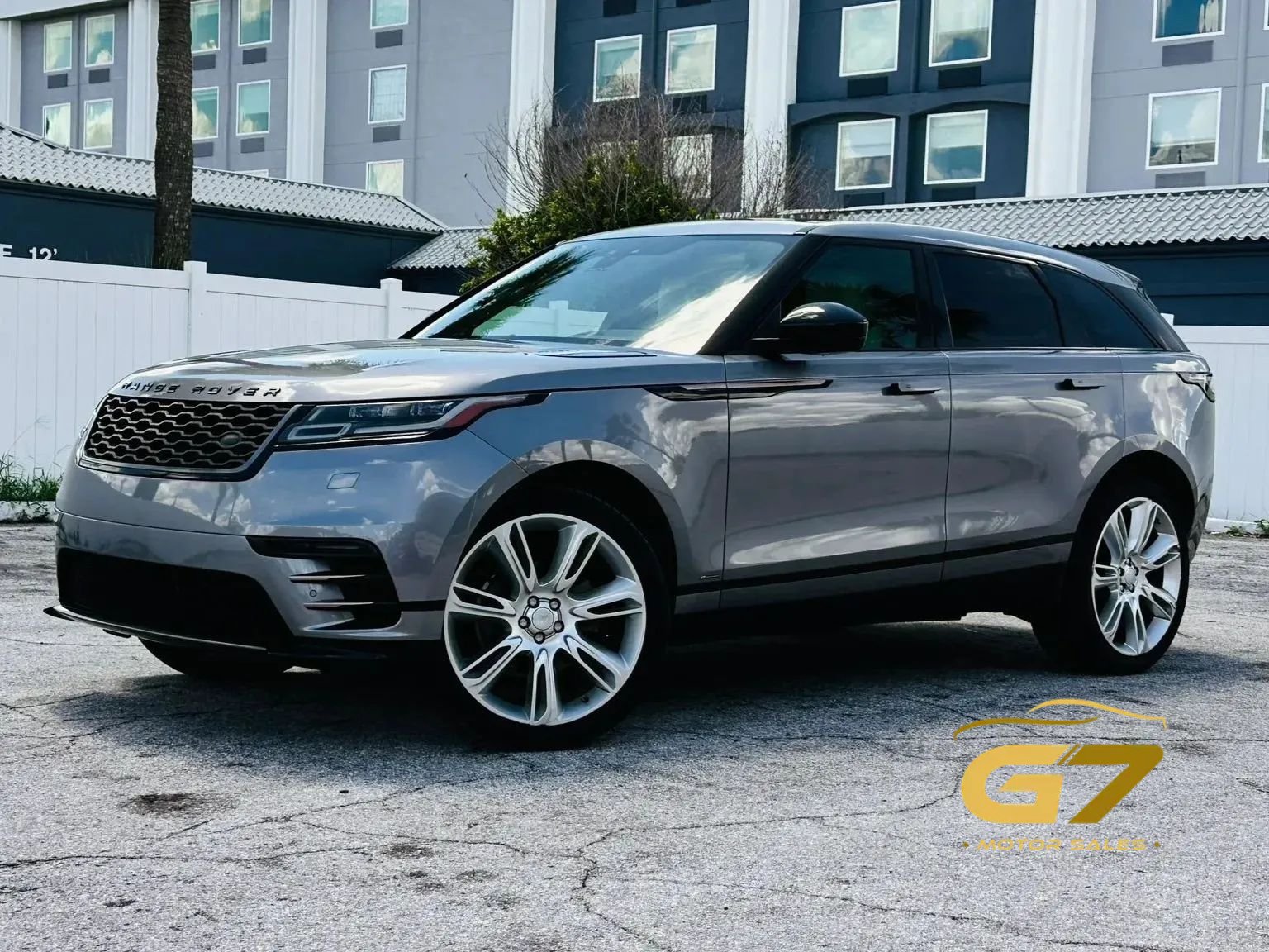 Used 2020 Land Rover Range Rover Velar R-Dynamic S AWD/4WD image 1