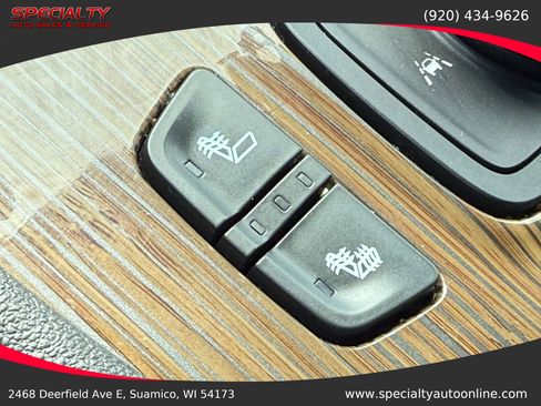 Used 2022 GMC Acadia SLE w/ Driver Convenience Package image 30