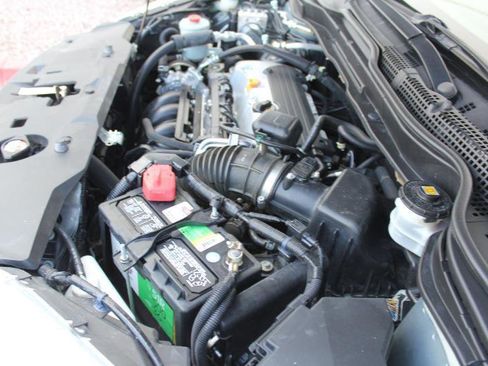 Used 2010 Honda CR-V LX image 32