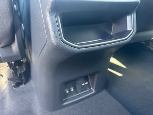 New 2026 Volkswagen Atlas Cross Sport SE FWD image 10
