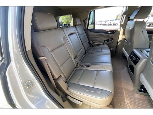 Used 2018 GMC Yukon SLT w/ Open Road Package AWD/4WD image 29