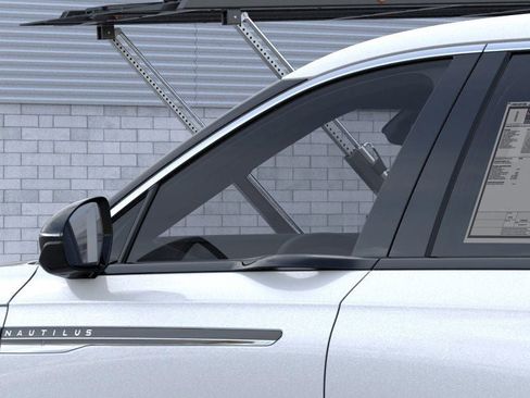 New 2026 Lincoln Nautilus Premier image 20