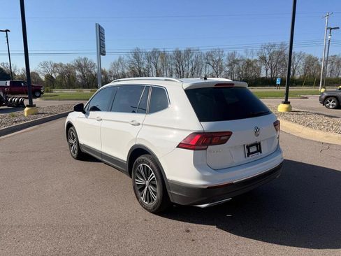 Used 2018 Volkswagen Tiguan SEL Premium AWD/4WD image 5