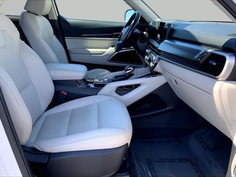Used 2023 Kia Telluride S w/ S Sunroof Package AWD/4WD image 8