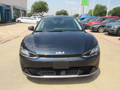 Used 2023 Kia EV6 Wind image 2