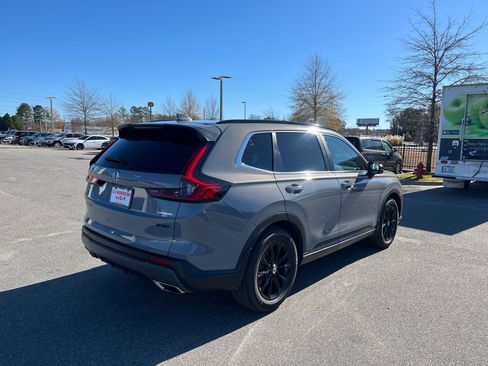 Used 2023 Honda CR-V Sport image 18