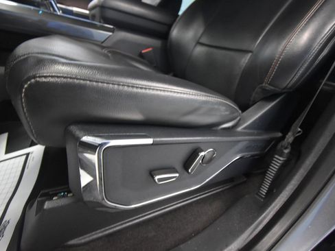 Used 2021 Ford F150 Lariat w/ Equipment Group 502A High image 7