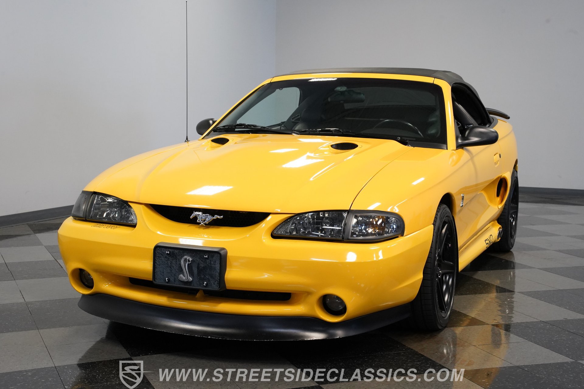 Used 1998 Ford Mustang Cobra RWD image 19
