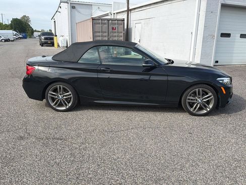Used 2018 BMW 230i Convertible RWD image 4