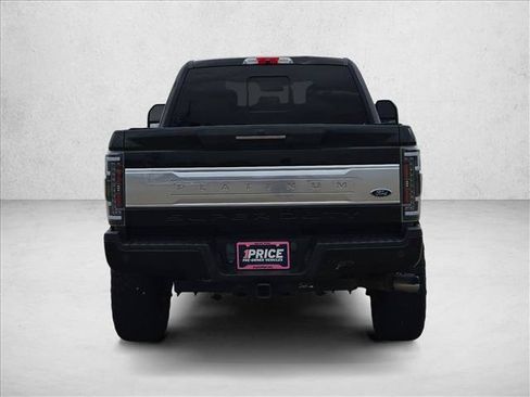 Used 2018 Ford F250 Platinum w/ Platinum Ultimate Package AWD/4WD image 6