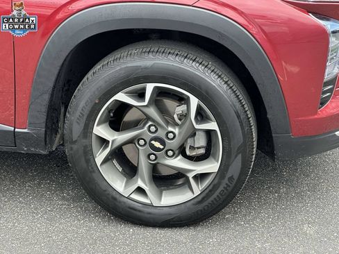 Used 2024 Chevrolet Trax LT w/ Driver Confidence Package FWD image 7