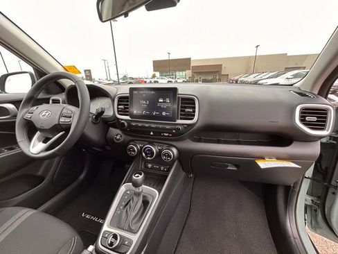 New 2026 Hyundai Venue SEL image 24