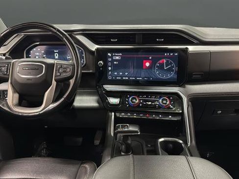 Used 2023 GMC Sierra 1500 Denali AWD/4WD image 10