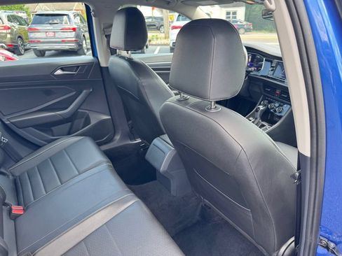 Used 2024 Volkswagen Jetta SE FWD image 26