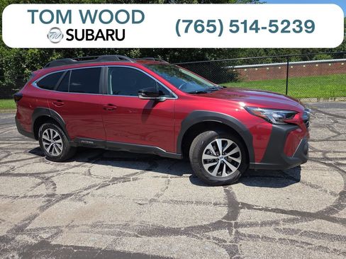 Certified 2024 Subaru Outback Premium AWD/4WD image 1