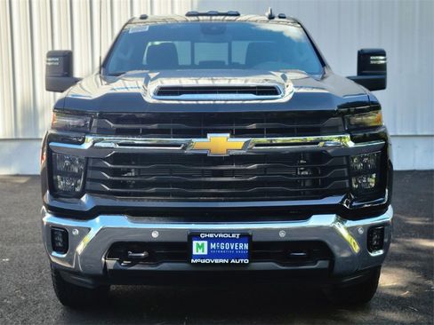 New 2025 Chevrolet Silverado 3500 LT w/ Safety Package image 8