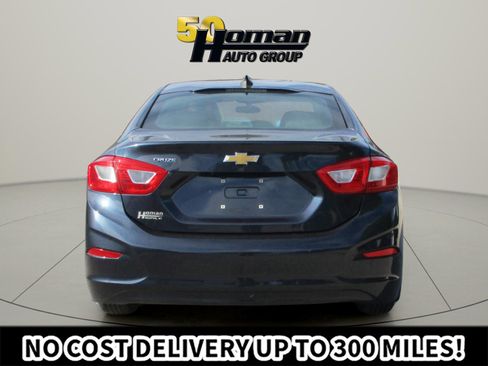 Used 2016 Chevrolet Cruze LS FWD image 4