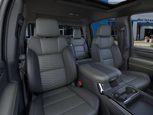 New 2026 Chevrolet Silverado 2500 ZR2 w/ LPO, Dark Essentials Package AWD/4WD image 16