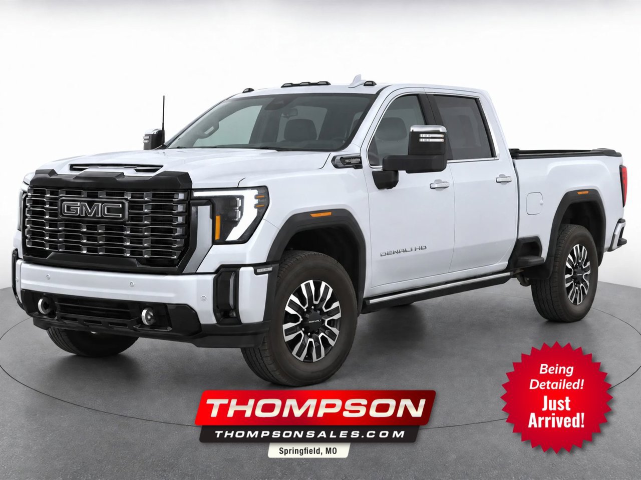 Used 2025 GMC Sierra 2500 Denali Ultimate AWD/4WD image 1