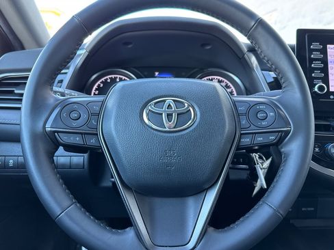 Used 2024 Toyota Camry SE image 24