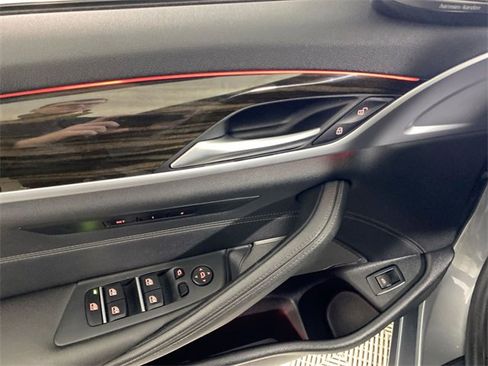 Used 2023 BMW 530i 530i w/ Premium Package image 26