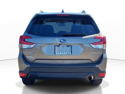 Used 2021 Subaru Forester Limited w/ Popular Package #3 image 5