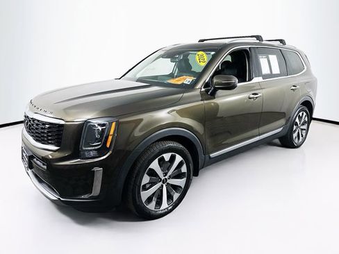 Used 2022 Kia Telluride S image 4
