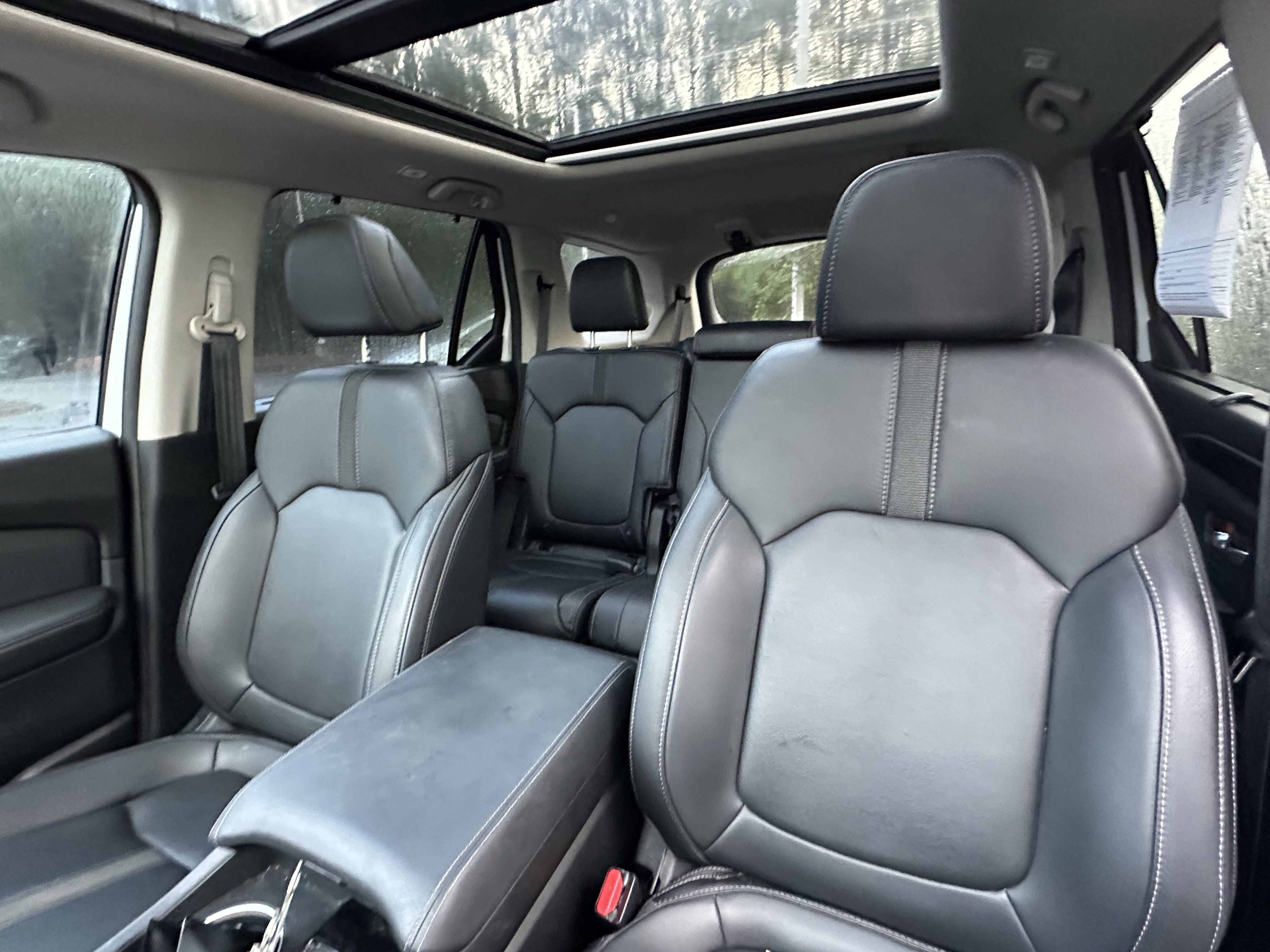 Used 2024 Honda Pilot Touring image 8