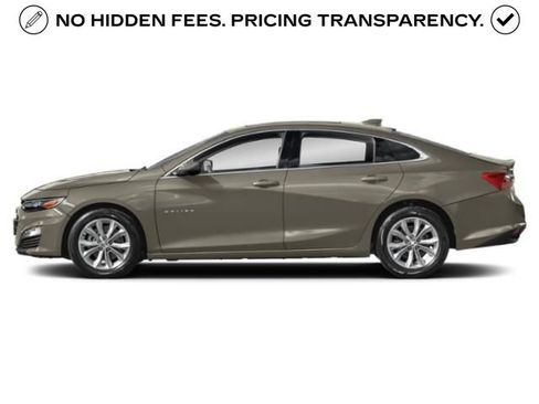 Used 2025 Chevrolet Malibu LT FWD image 2