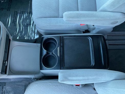 Used 2015 Toyota Sienna LE image 24