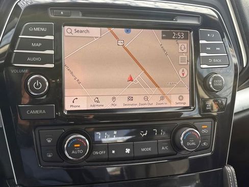 Used 2023 Nissan Maxima SL image 13